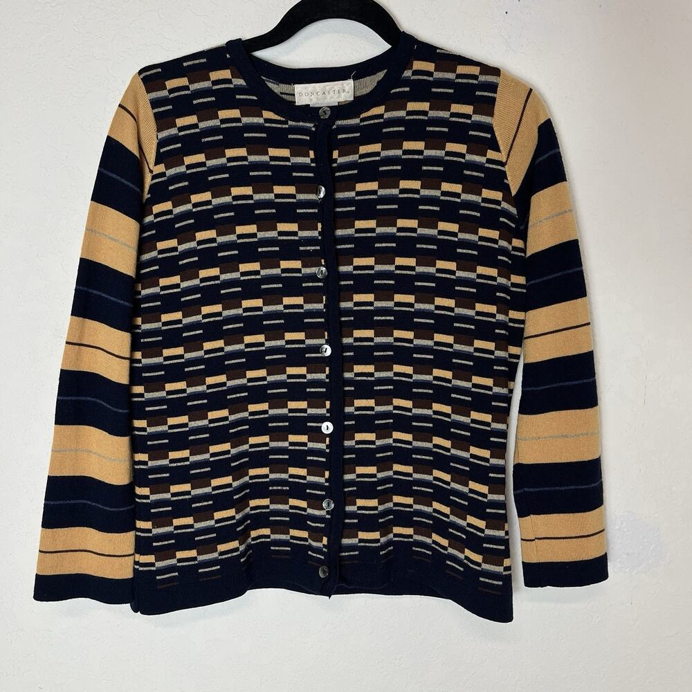 Doncaster Vintage Retro Knitted Cardigan Sweater Size M, made Italy, Merino wool